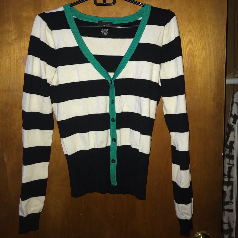 Rue 21 sweater